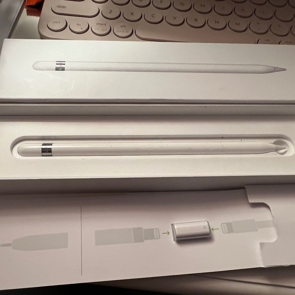 Apple Pencil Generation 1-SOLD!!